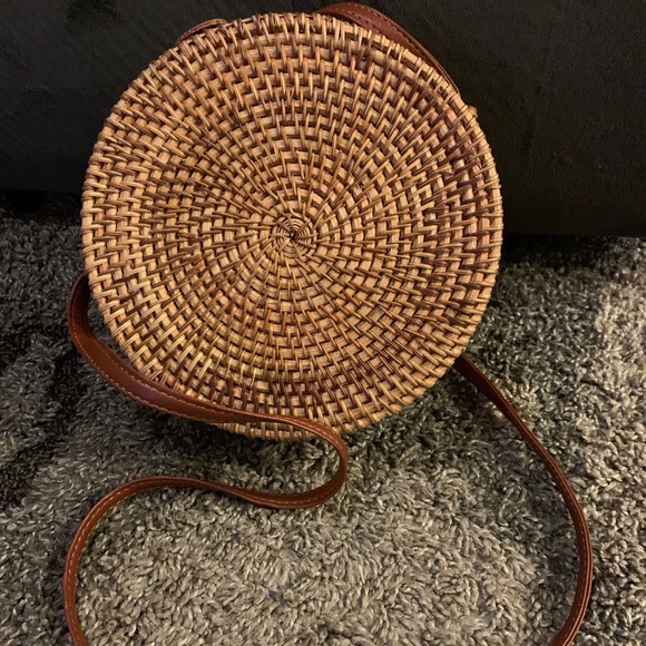 🚫SOLD🚫Rattan woven floral print bag ( Brandnew) - Picture 4 of 8